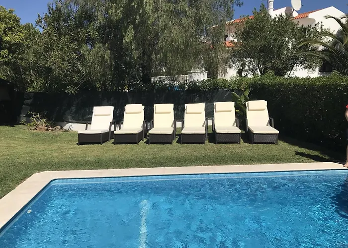 Villa 4 Bedroom With Heated Pool Close To Old Village Vilamoura