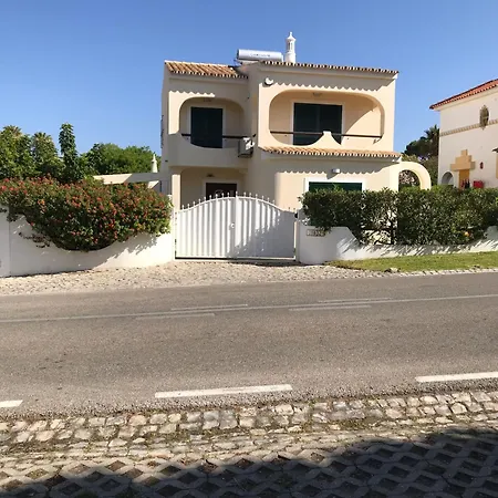 4 Bedroom With Heated Pool Close To Old Village Villa *
