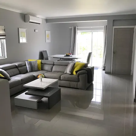 4 Bedroom With Heated Pool Close To Old Village Vila