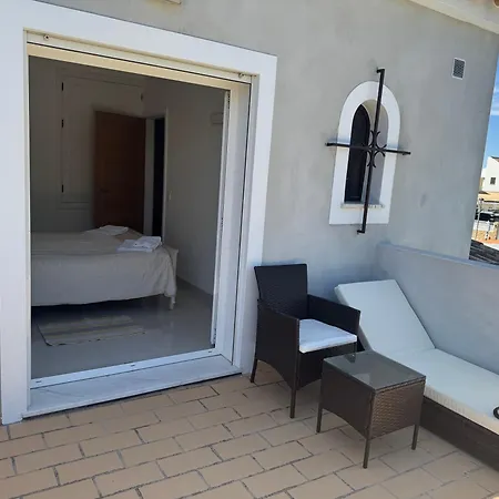 Villa 4 Bedroom With Heated Pool Close To Old Village