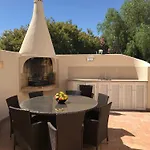 4 Bedroom With Heated Pool Close To Old Village וילהמורה